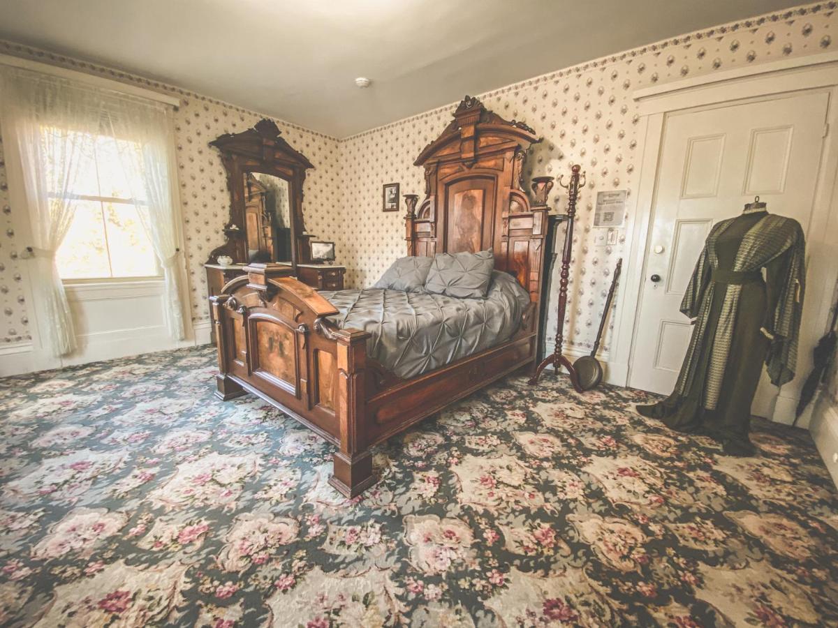 Bed and Breakfast Lizzie Borden House Fall River Zewnętrze zdjęcie