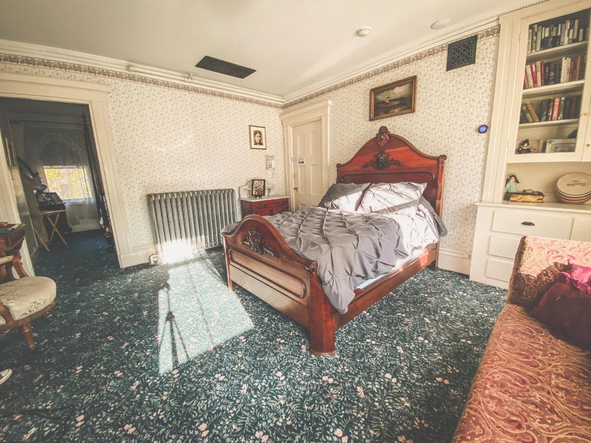 Bed and Breakfast Lizzie Borden House Fall River Zewnętrze zdjęcie